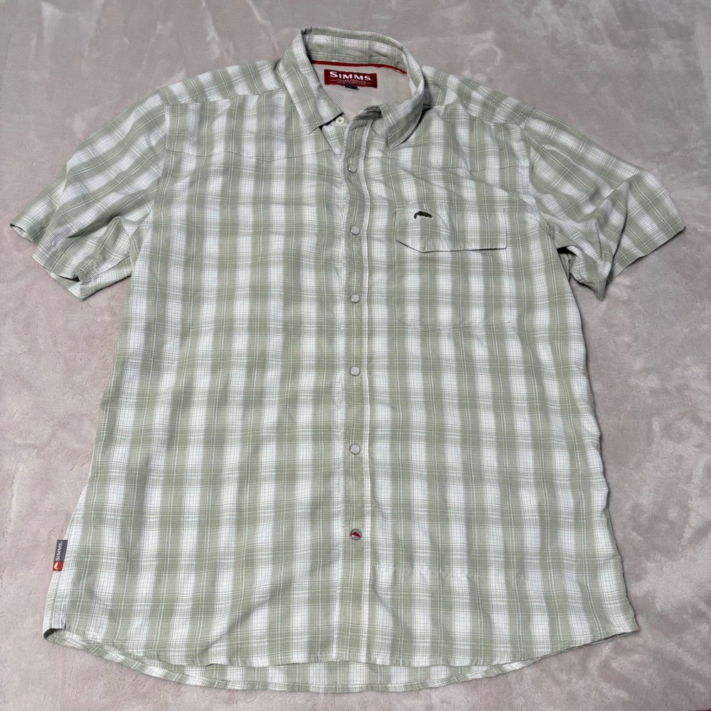 Simms Fishing Short Sleeve Shirt Green Plaid Snap Front‎ Pocket
